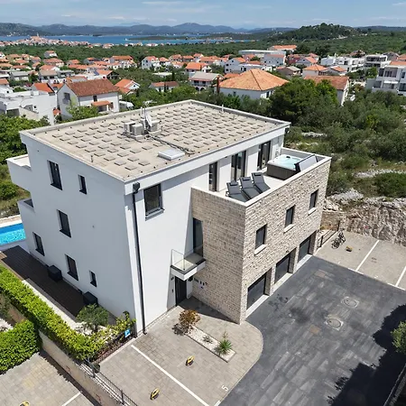 Appartamento Blik Sea View Family Murter